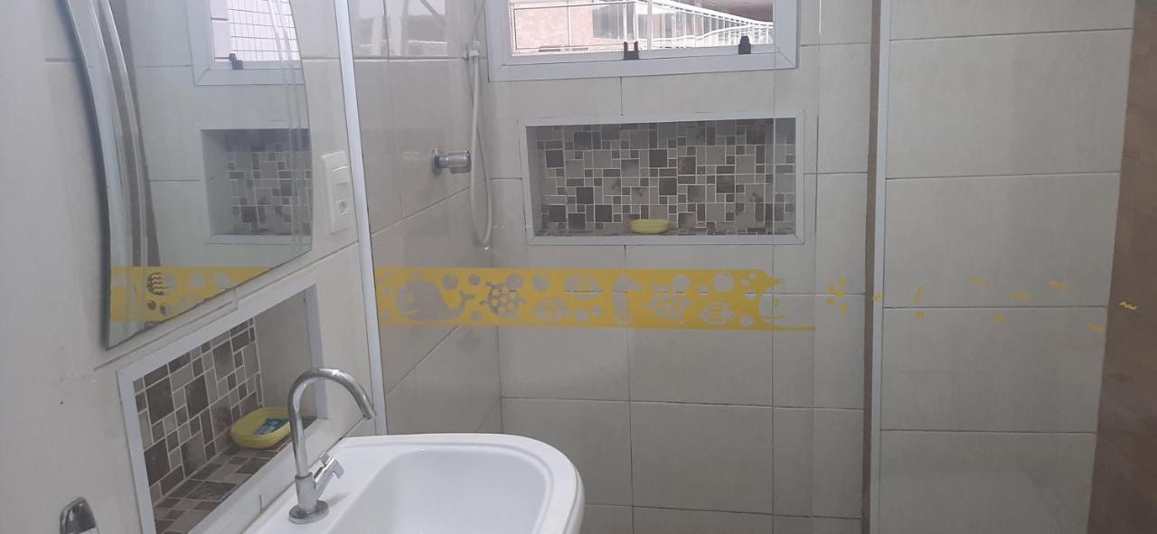 Deixe Seu Carro Na Garagem E Curta A Pe! Apartment Praia Grande (Santos)